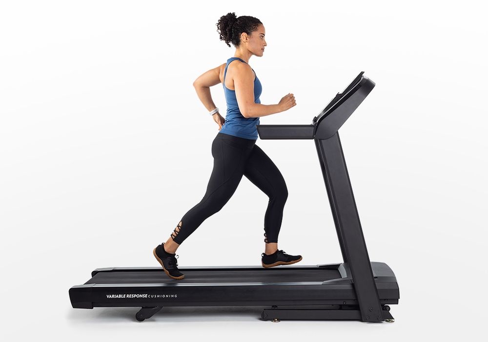 sportstech treadmill